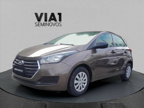HYUNDAI HB20 1.0 COMFORT 12V FLEX 4P MANUAL HYUNDAI HB20 1.0 COMFORT 12V FLEX 4P MANUAL